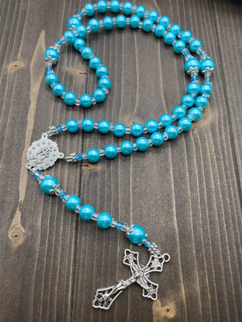 Turquoise pearl imitation glass beads long beaded Catholic necklace classic communion rosary.